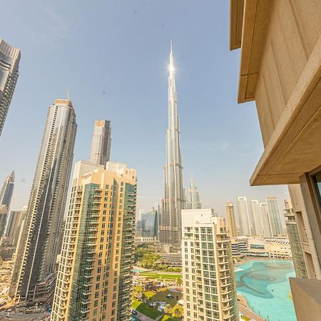 First Class 2Br With Full Burj Khalifa And Fountain View Dubai Luaran gambar