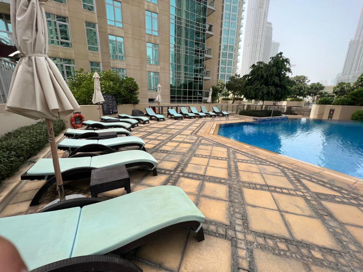First Class 2Br With Full Burj Khalifa And Fountain View Dubai Luaran gambar