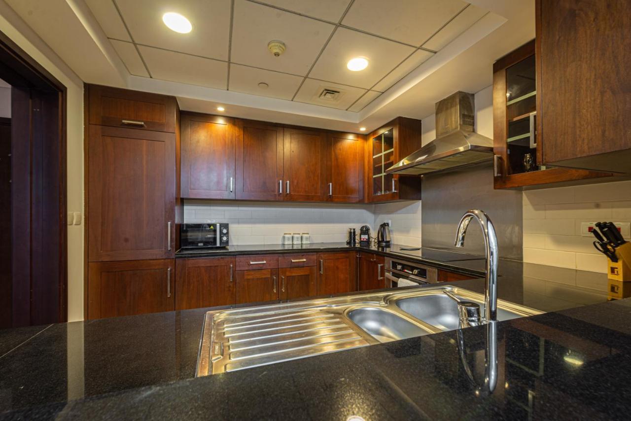 First Class 2Br With Full Burj Khalifa And Fountain View Dubai Luaran gambar