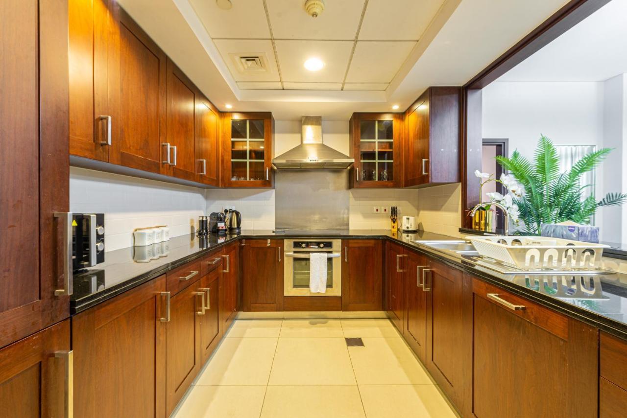 First Class 2Br With Full Burj Khalifa And Fountain View Dubai Luaran gambar